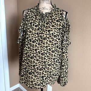 Brand new cut out EE SOME shoulder leopard blouse
